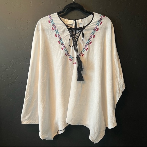 Bisou Bisou Boho over fit top tunic blouse Size: S Color: white/ black - Picture 1 of 12